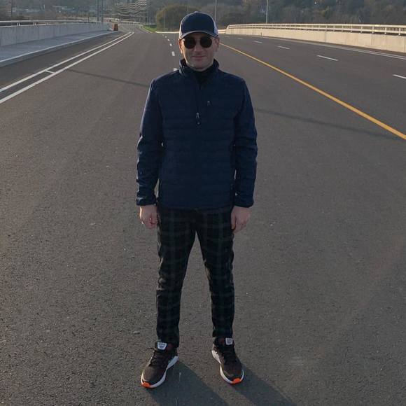 Meet your Posher, Arman - Picture 1 of 1